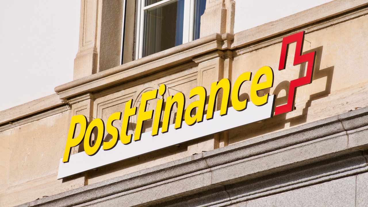 Post finance swiss bank